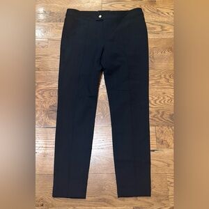 Sonia Bogner. Black Twill Cropped Pants. Size 8.